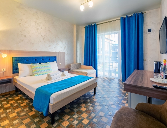 Люкс 2-местный 1-комнатный люкс 1 этаж вид на бассейн - Отель Eco Life / Эко Лайф Цандрипш